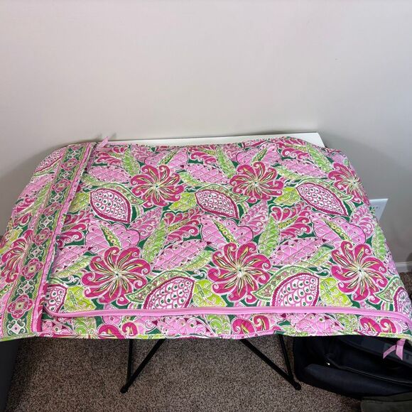 Vera Bradley Pink and Green Patterned Large Quilted Garment Bag - Picture 7 of 11